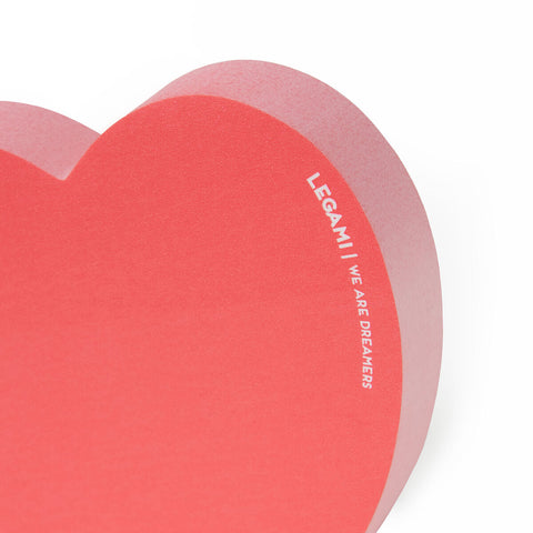 Notas adhesivas en forma de corazón