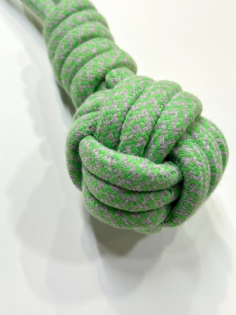 Pelota con cuerda colores