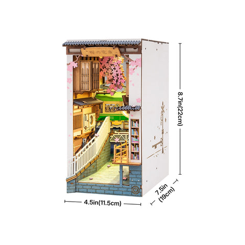Book Nook DIY Sakura Densya  Rolife