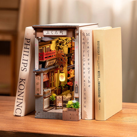 Book Nook DIY Sakura Wine Rolife
