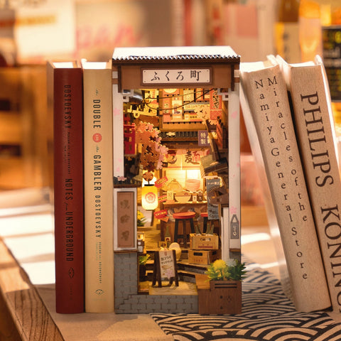 Book Nook DIY Sakura Wine Rolife